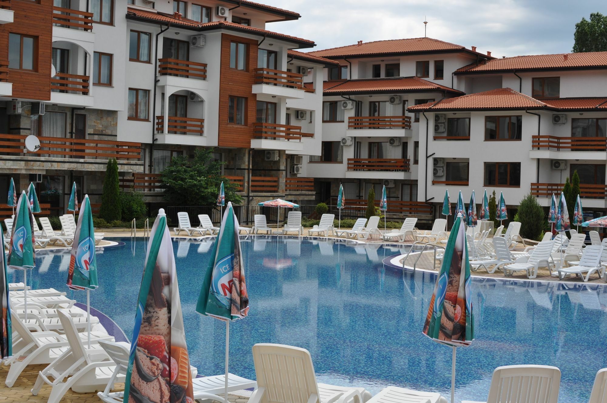 Gardenia Hills Hotel Sunny Beach Exterior foto